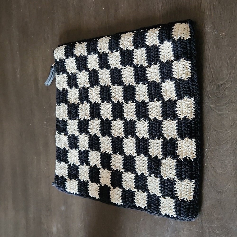 Clare V foldover Clutch - Picture 3 of 5